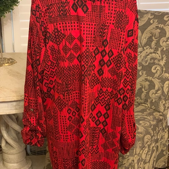 Red and black Aztec design Ruby Rd. Woman’s Sweater size 2x - Picture 7 of 7